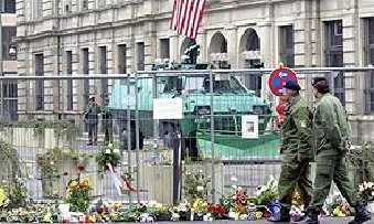 911day photograph memory collection compiled by MrShortcut from around the world, in remembrance of the attack on America September 11th, 2001